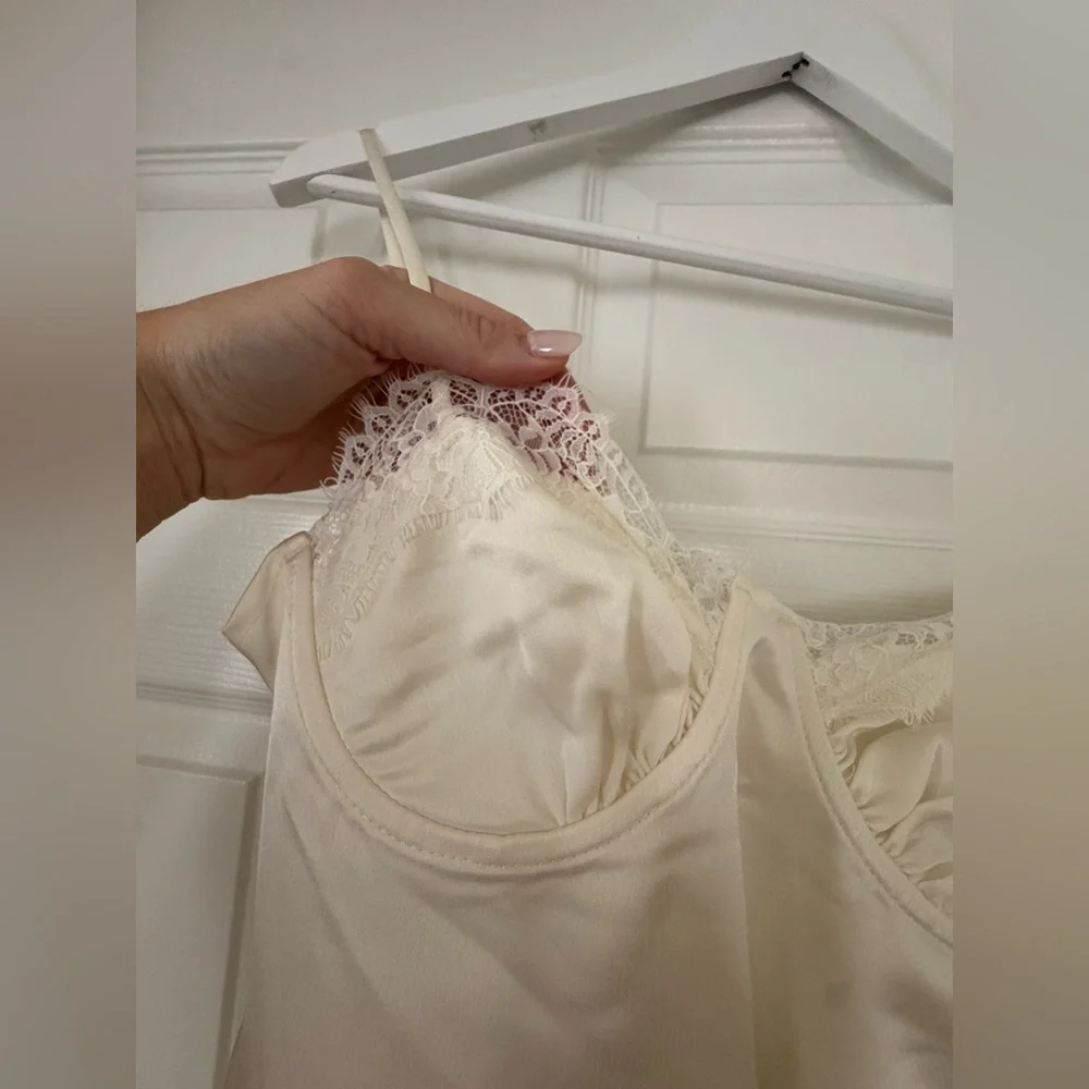 Elegant Cream Slip Dress - Picture 2 of 3